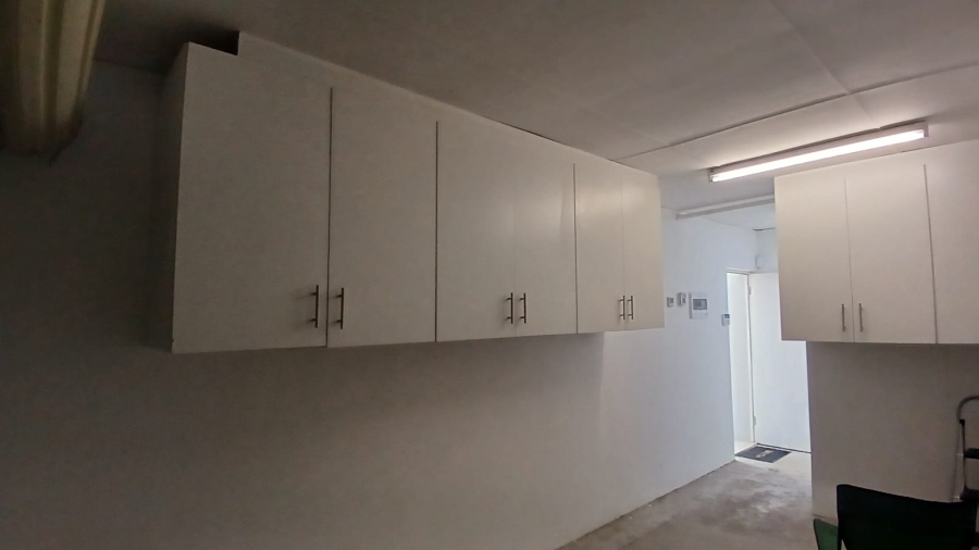 To Let 3 Bedroom Property for Rent in Parsonsvlei Eastern Cape